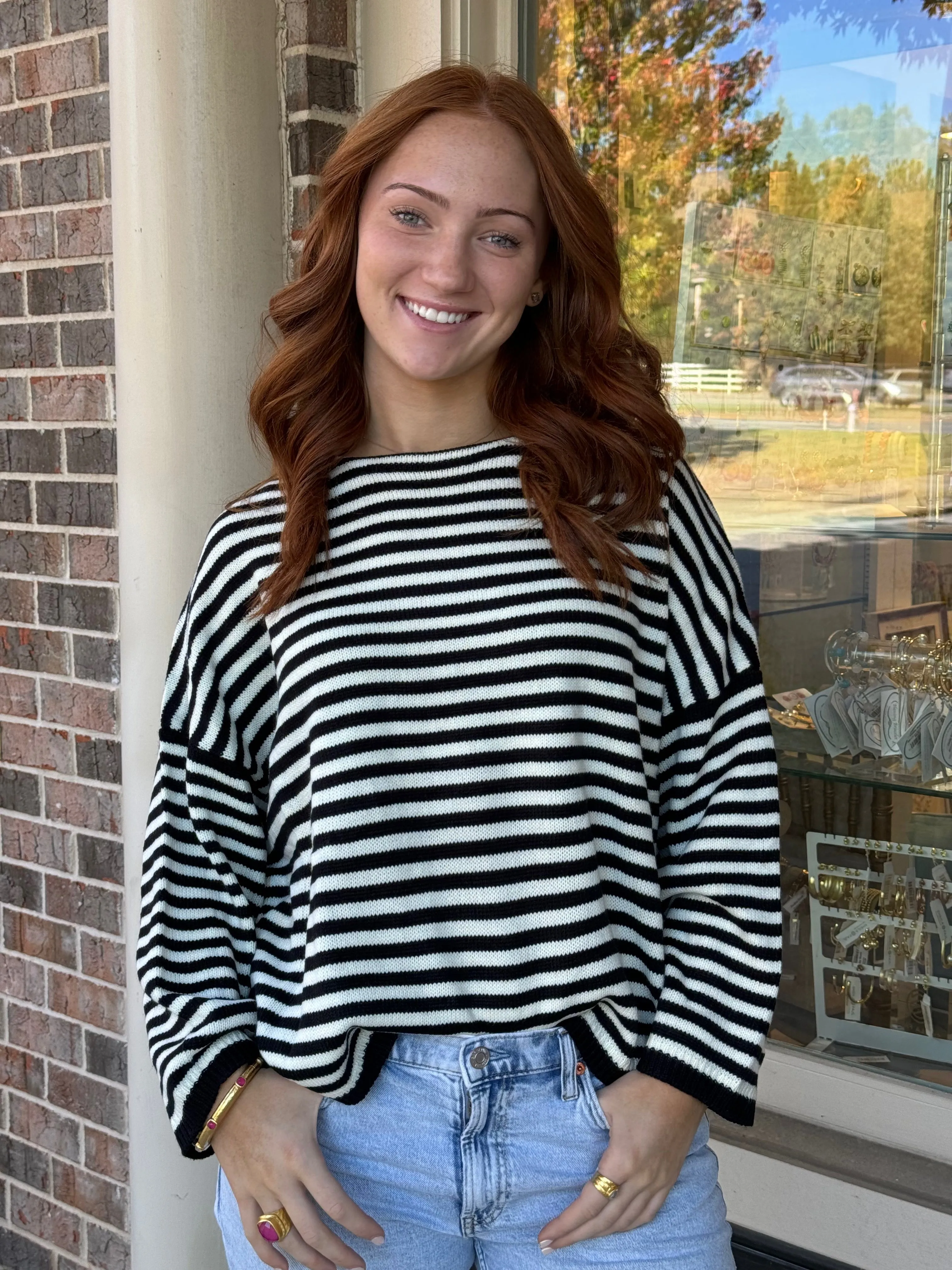 Top - Sweater - Black White Stripe